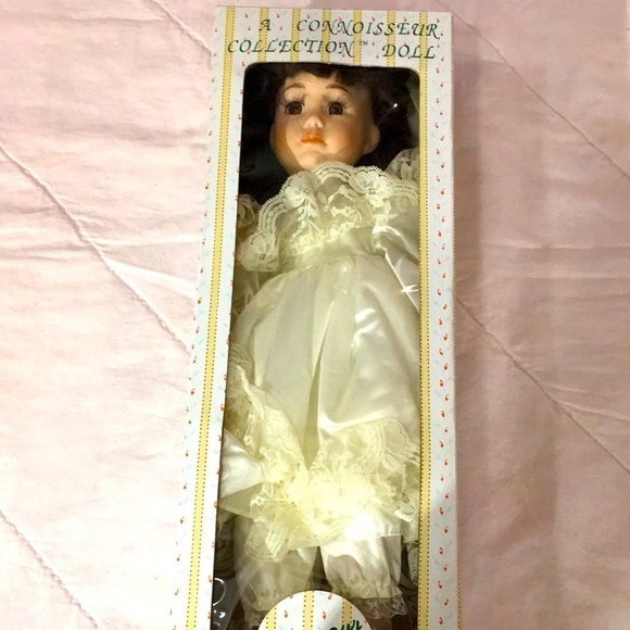 Seymour Mann Doll plus Stand (AT) - Picture 1 of 5